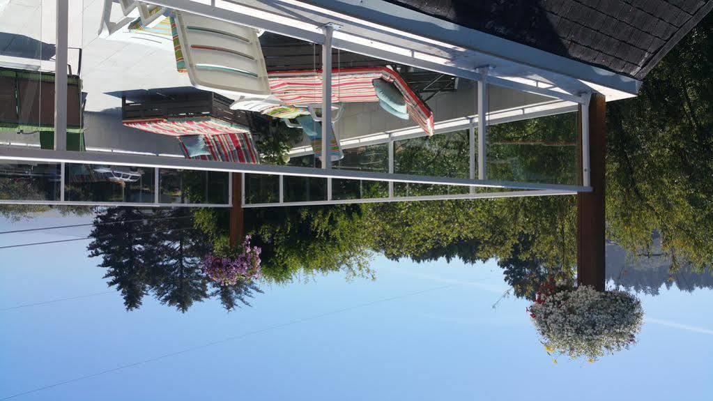 Salmonberry Inn & Beach House Lincoln City Exterior photo